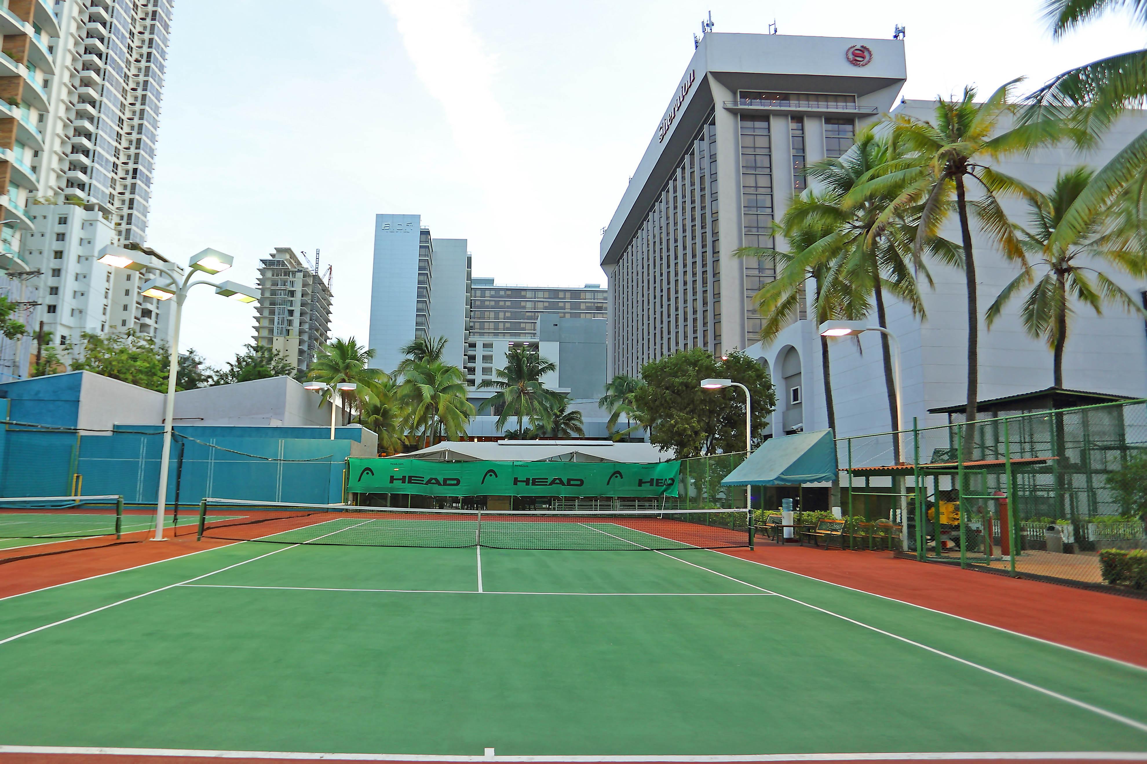 Sheraton Grand Panama Εξωτερικό φωτογραφία Tennis courts at the hotel